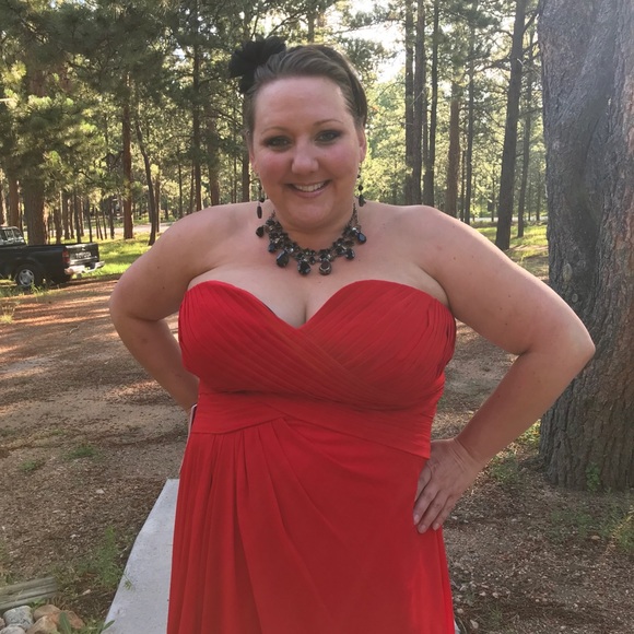 JJ's House Dresses & Skirts - JJ's House red strapless formal gown size 22W NWT